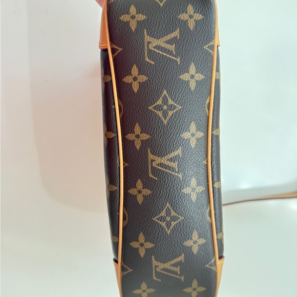 Louis Vuitton Odeon - Picture 12 of 14